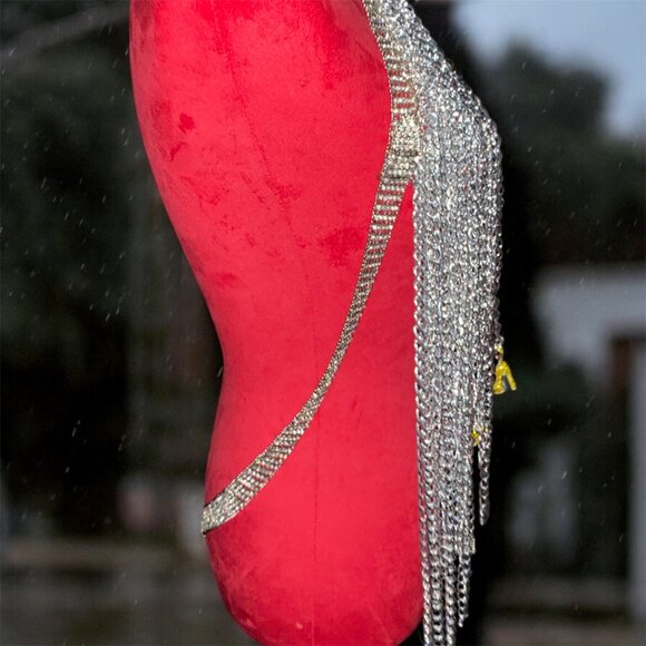 Dripped Sleeveless Chain Vest - Picture 2 of 4